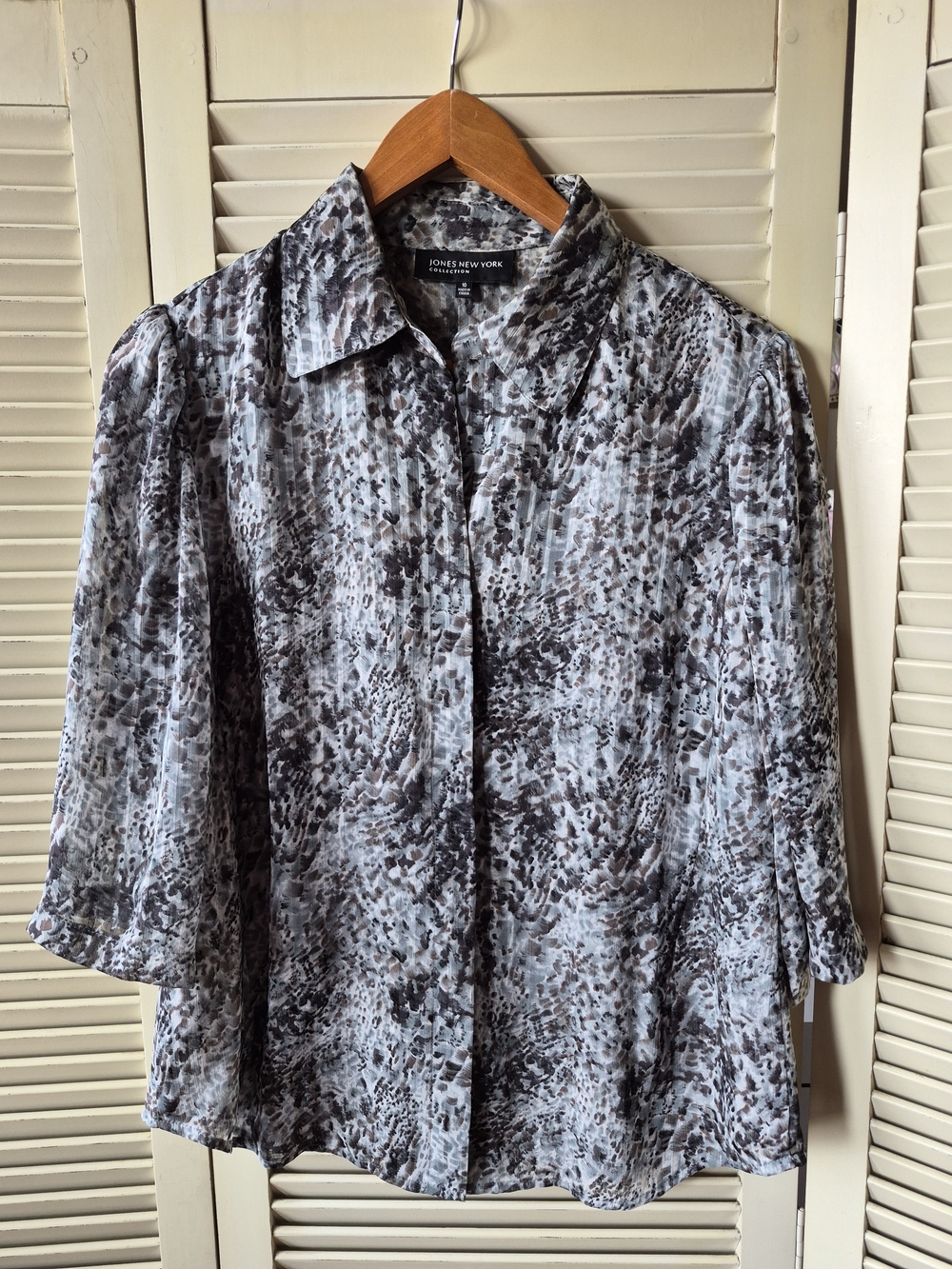 Jones New York Sheer Button-Up Blouse Size 10